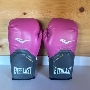 Everlast Women’s Pink Boxing Gloves 12oz